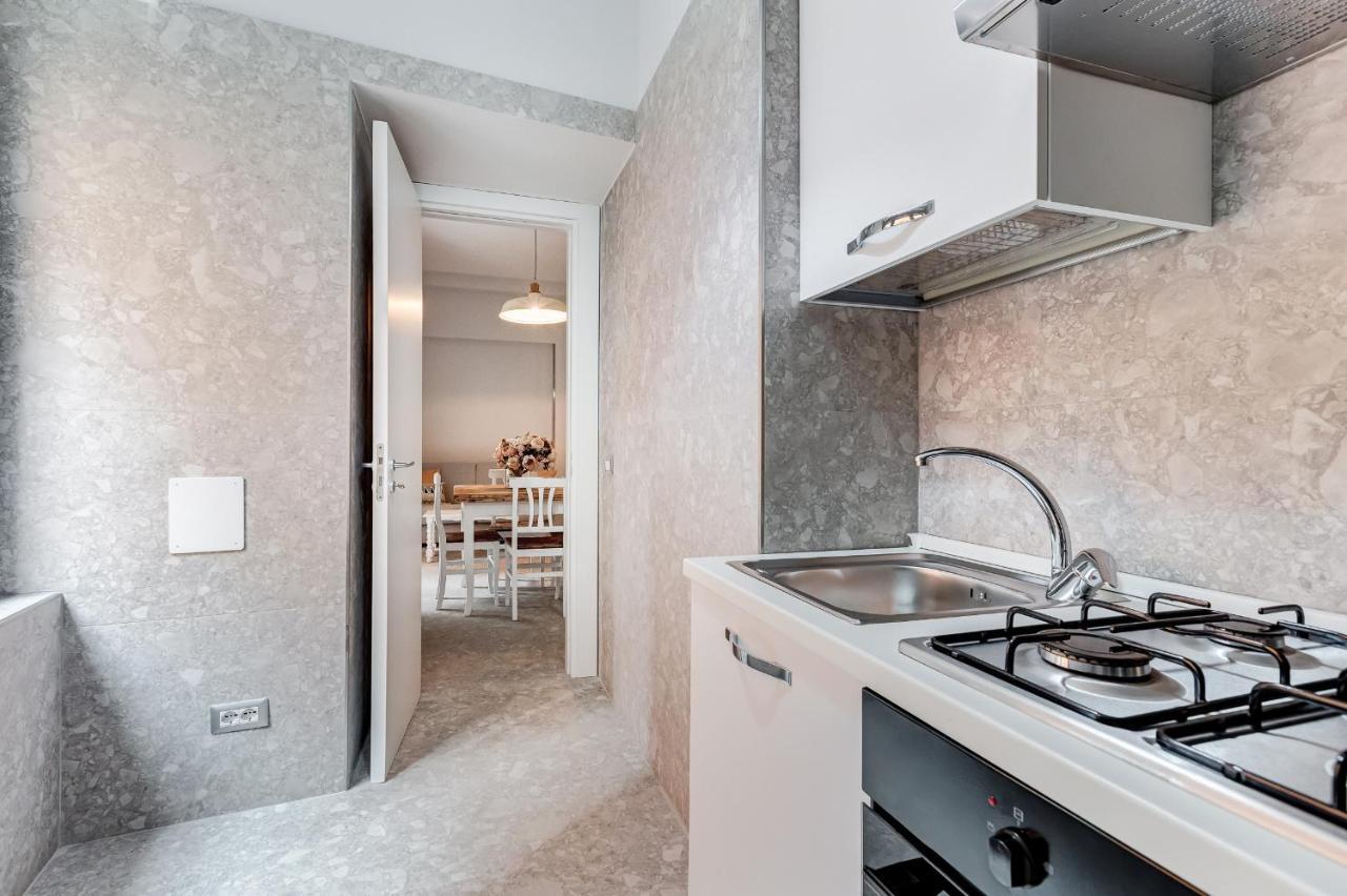 Crystal Trevi Fountain - Romedreamhome Zewnętrze zdjęcie